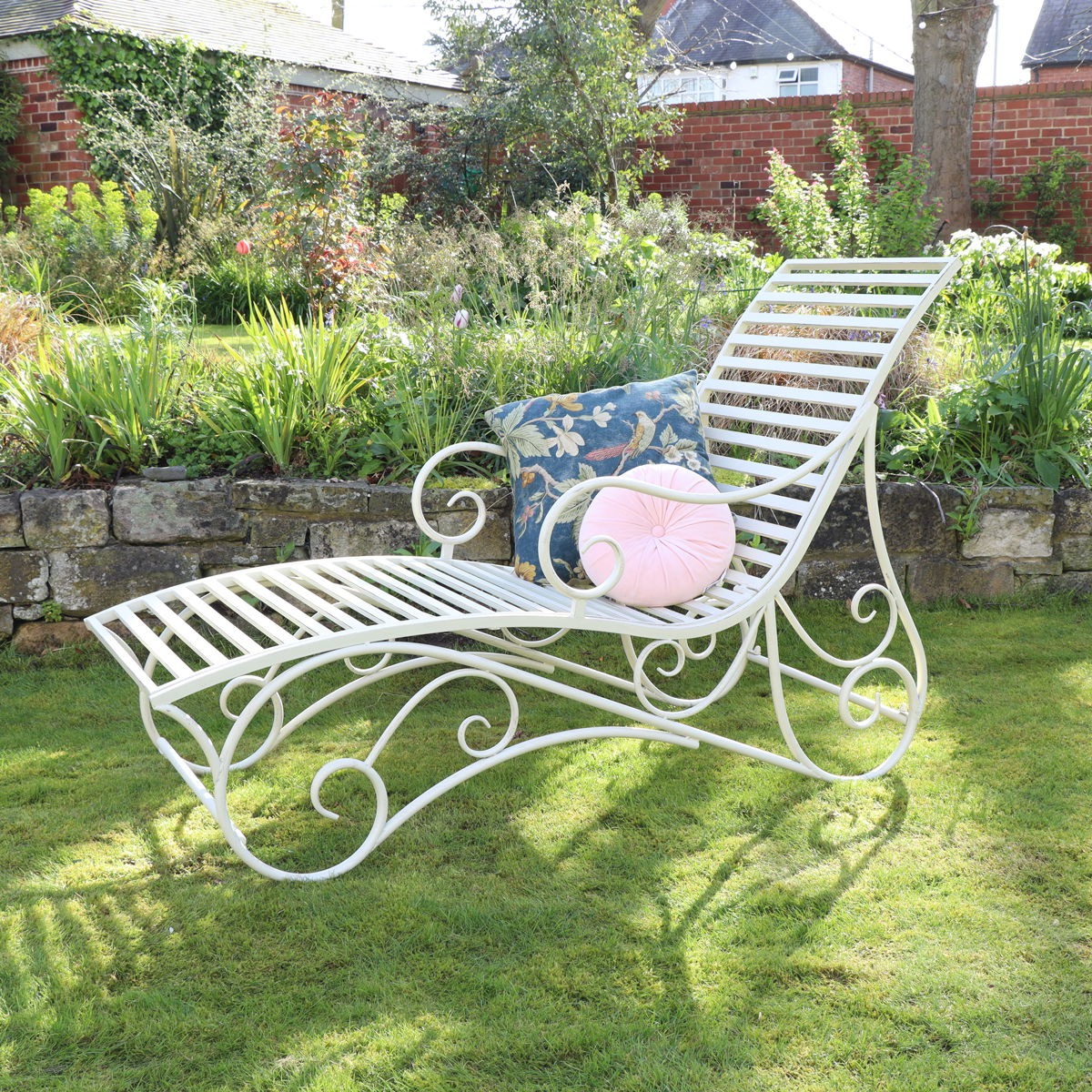 Garden Lounger Manufacturer